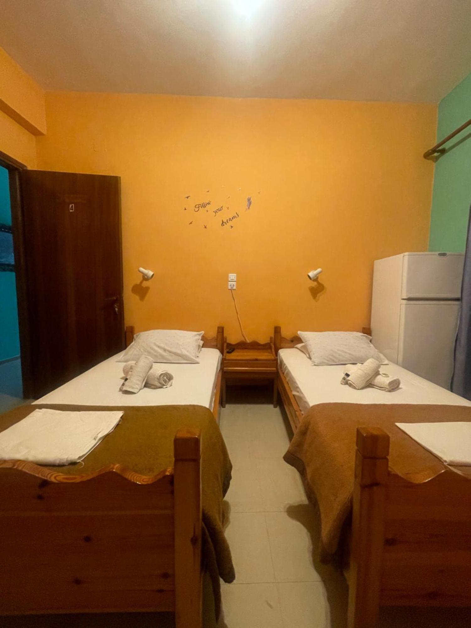 Pislis Rooms Kamena Vourla Buitenkant foto